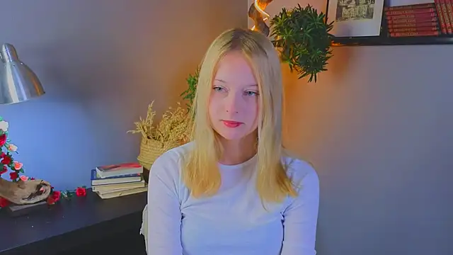 YungLyssy online show from 11/09/25, 03:10