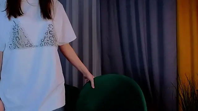 KateCahee online show from 11/07/25, 12:59