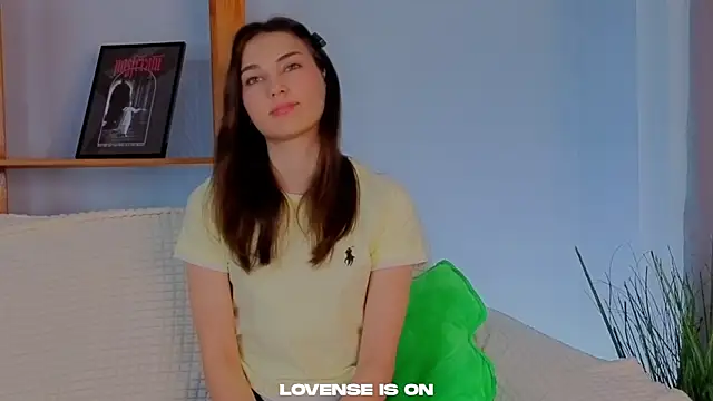 KateCahee online show from 11/29/25, 12:55