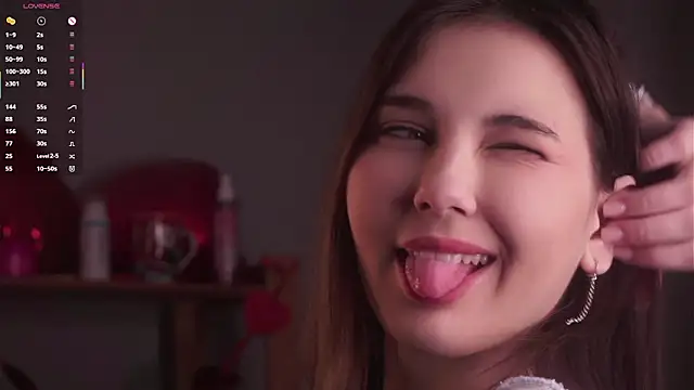 KateCahee online show from 02/17/26, 01:14