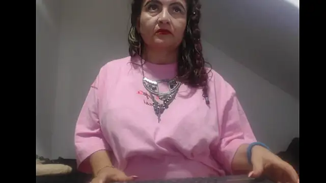 Debora Cienfuegos25 online show from 01/13/26, 08:02