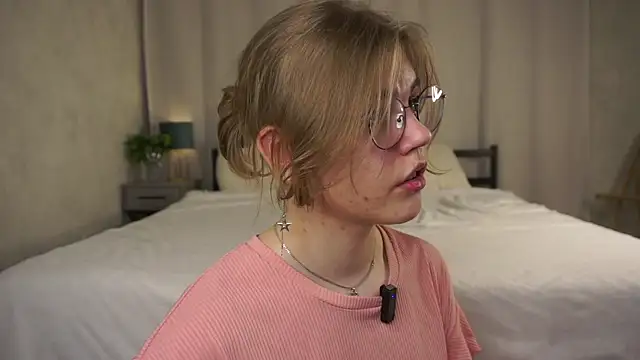 MelodyBaur online show from 04/23/26, 12:29