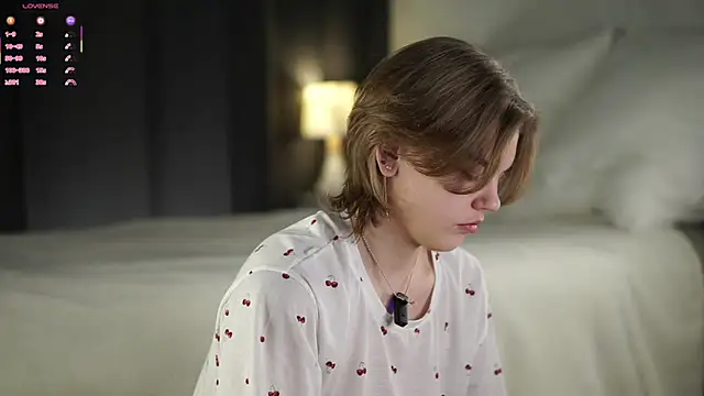 MelodyBaur online show from 12/18/25, 01:04