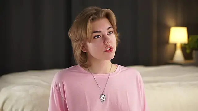 MelodyBaur online show from 11/08/25, 12:31