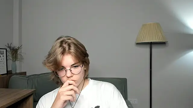 MelodyBaur online show from 10/25/25, 09:08