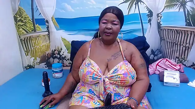 MatureMilfxxx online show from 04/23/26, 05:47