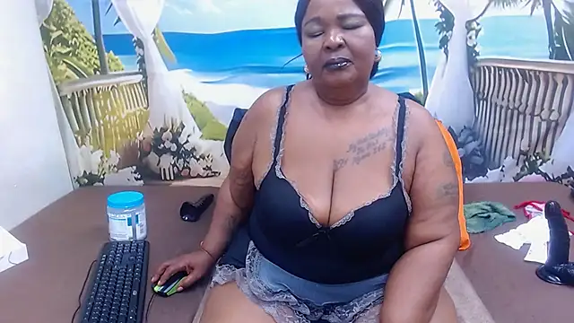MatureMilfxxx online show from 04/30/26, 08:57