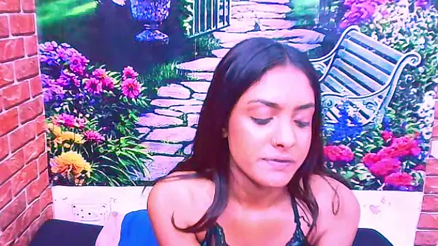 IndianPretty1 online show from 12/02/25, 09:44