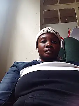 blackbeautyxx92 online show from 11/11/25, 09:59