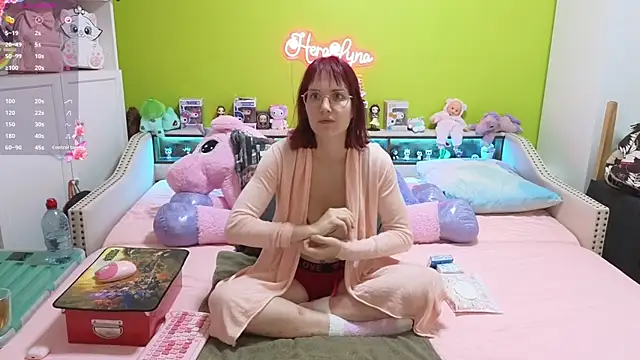  HeraLuna  online show from 01/09/26, 09:33