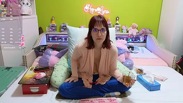  HeraLuna  online show from 03/23/26, 09:36