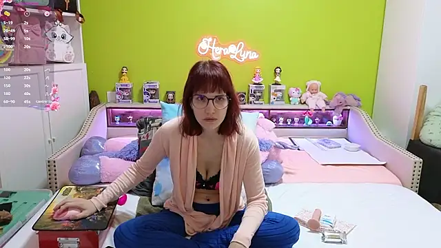  HeraLuna  online show from 03/05/26, 10:16