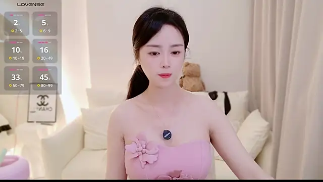 Xiaotaimei 666 online show from 04/16/26, 06:47