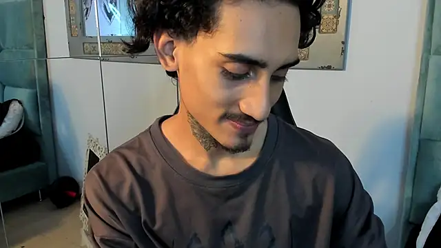 Mr Strike online show from 11/02/25, 03:00