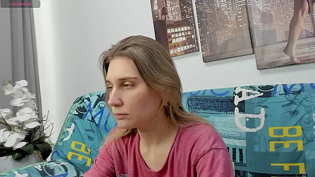 Tenderly Sophie online show from 01/17/26, 01:31