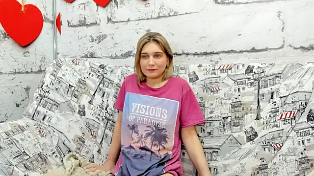 Tenderly Sophie online show from 03/10/26, 02:37