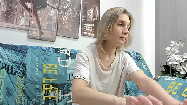 Tenderly Sophie online show from 03/15/26, 01:34