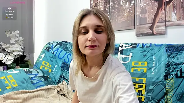 Tenderly Sophie online show from 04/10/26, 01:34