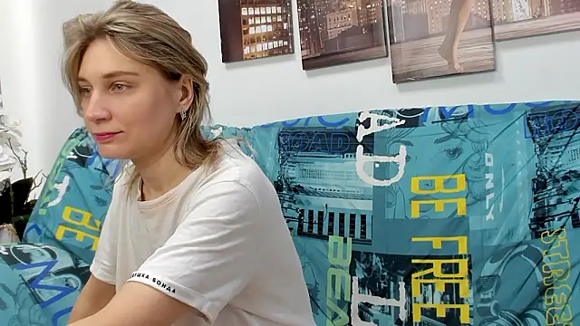 Tenderly Sophie online show from 02/28/26, 01:16