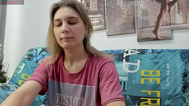 Tenderly Sophie online show from 01/12/26, 01:23