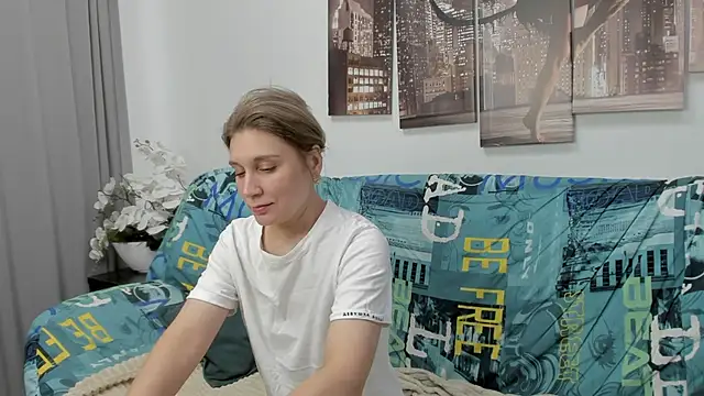 Tenderly Sophie online show from 11/07/25, 02:27