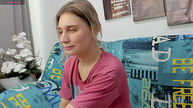 Tenderly Sophie online show from 01/18/26, 01:20