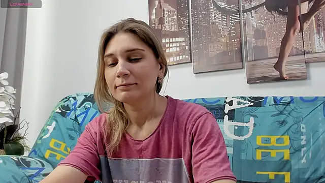 Tenderly Sophie online show from 01/10/26, 01:12