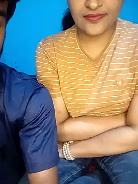 CoupleShow 432 online show from 11/17/25, 02:21