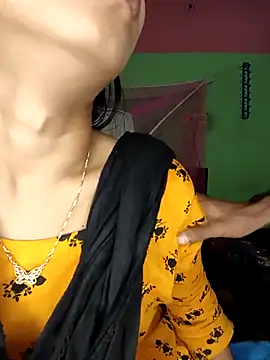 CoupleShow 432 online show from 03/07/26, 04:56