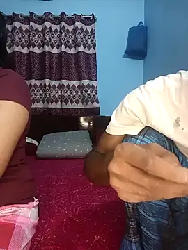 CoupleShow 432 online show from 12/19/25, 04:09