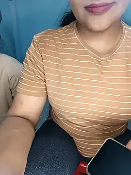 CoupleShow 432 online show from 11/23/25, 01:43