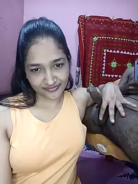 CoupleShow 432 online show from 05/06/26, 03:05