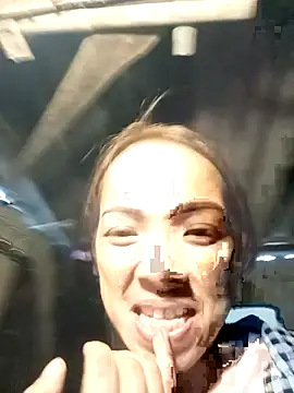 Snapshot of Karin-n chatting on 10/23/25, 10:03 Karin-n online show from 10/23/25, 10:03