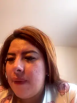 viki 11 online show from 10/29/25, 08:30