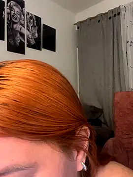 viki 11 online show from 10/26/25, 11:27