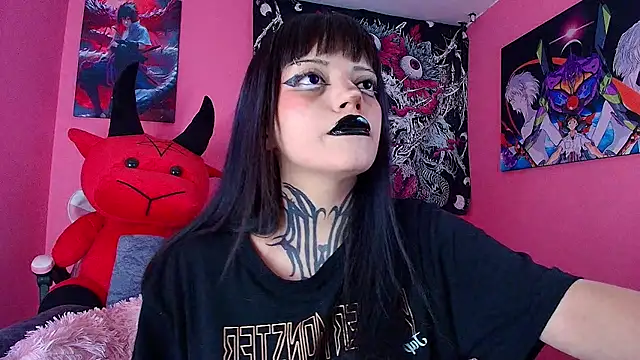 GothGaby online show from 12/22/25, 02:44