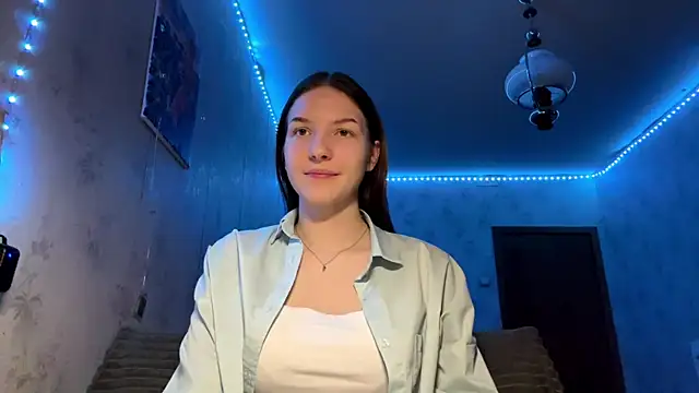 Beauty miIa online show from 11/14/25, 04:43