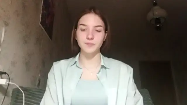 Beauty miIa online show from 10/24/25, 04:39