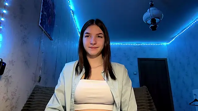 Beauty miIa online show from 11/04/25, 03:16