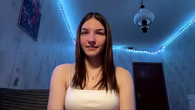 Beauty miIa online show from 12/21/25, 04:30