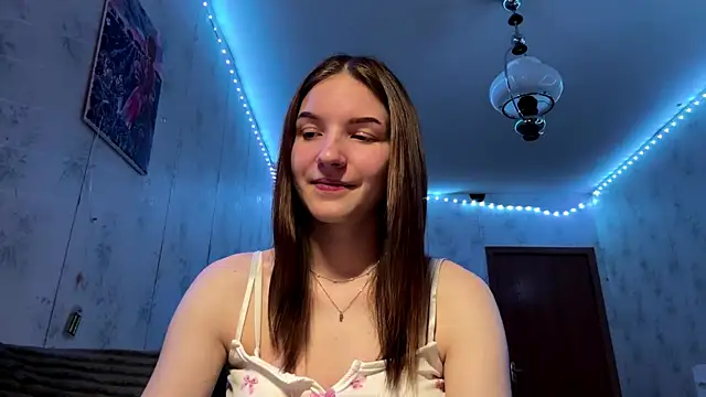 Beauty miIa online show from 12/20/25, 04:43