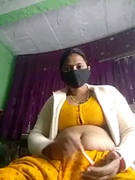 QRESABABY online show from 12/05/25, 10:36