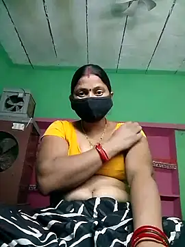 QRESABABY online show from 11/28/25, 06:35