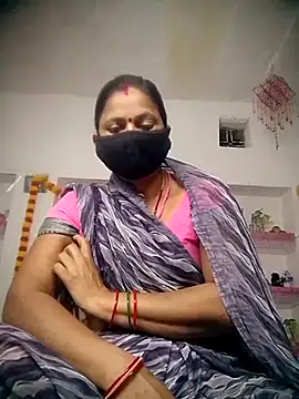 QRESABABY online show from 10/22/25, 08:52