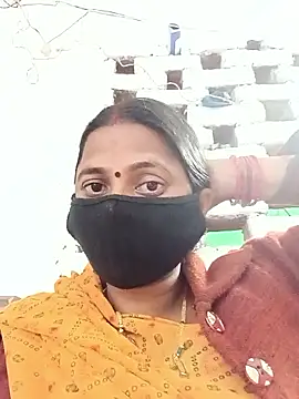 QRESABABY online show from 11/16/25, 11:48