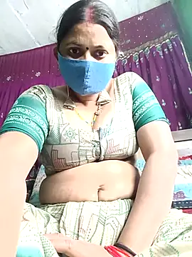 Snapshot of QRESABABY chatting on 02/01/26, 11:08 QRESABABY online show from 02/01/26, 11:08