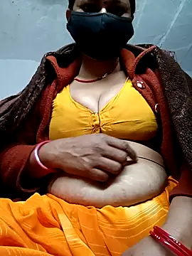 QRESABABY online show from 12/15/25, 10:04