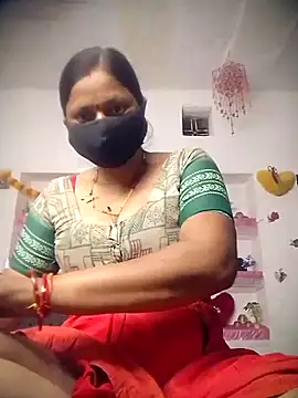 QRESABABY online show from 11/04/25, 03:38