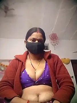 QRESABABY online show from 11/14/25, 09:40