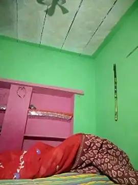 QRESABABY online show from 11/25/25, 11:37